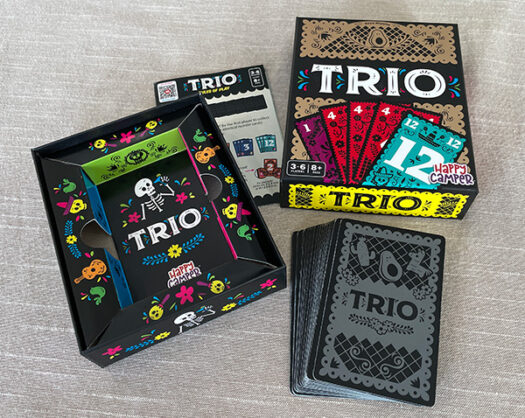 Trio card game