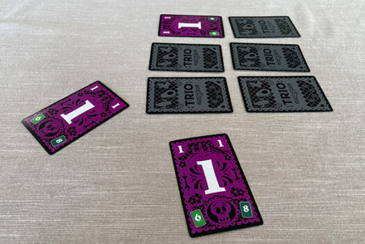 Trio card game